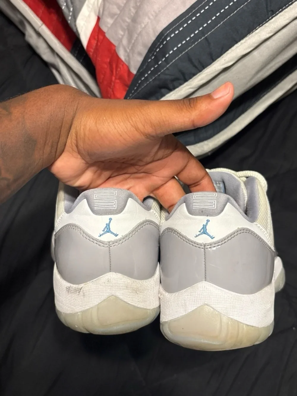 Jordan Low-Top Sneakers in Light Gray, White and Blue
